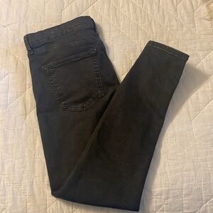 EUC Topshop Moto Jamie black jeans